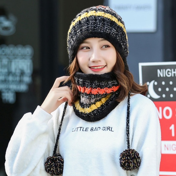 Colorful Knit Pom Pom Hat with Neck Gaiter - Picture 2 of 8